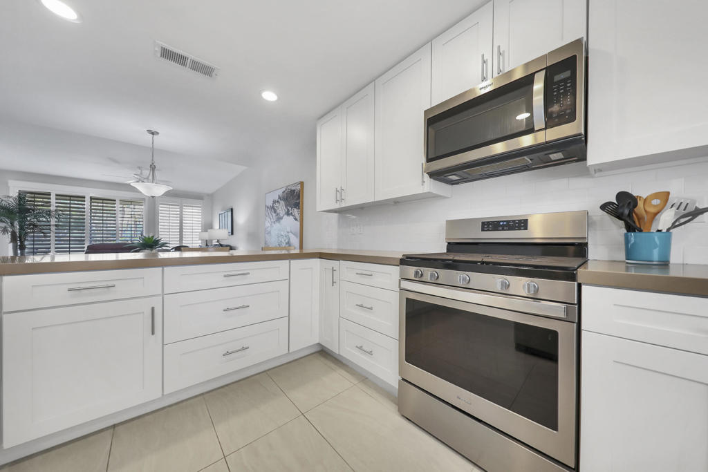 Sunrise C.C. - Residential