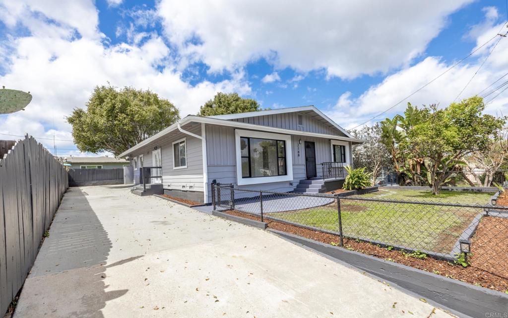 3168 Florine Dr