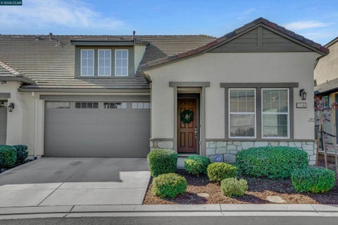 Photo of 1546 Spumante Ln Ln, Brentwood, CA 94513 (MLS # 41151528)