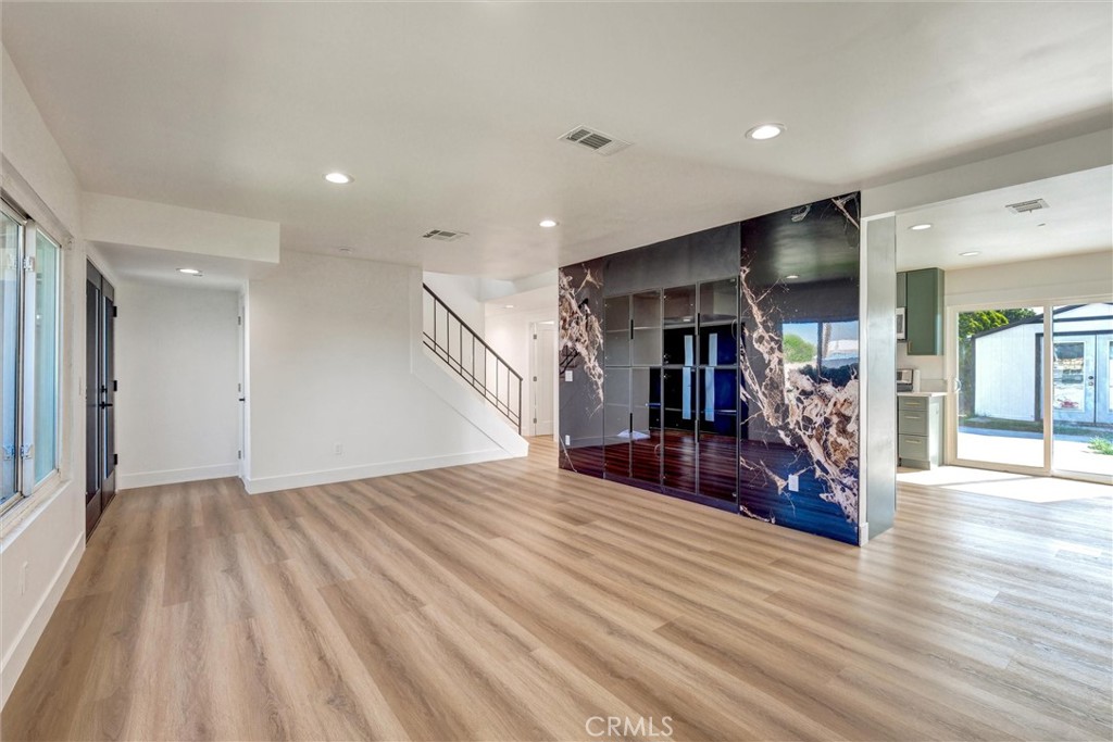 18106 Coltman Avenue