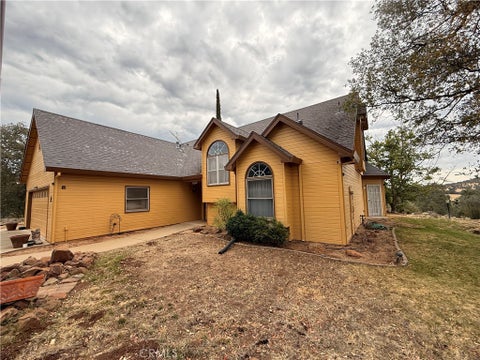 Photo of 4985 Owens Creek RD, Catheys Valley, CA 95306 (MLS # MP26152543)