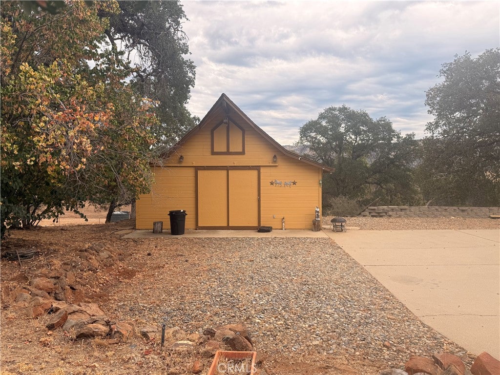 4985 Owens Creek