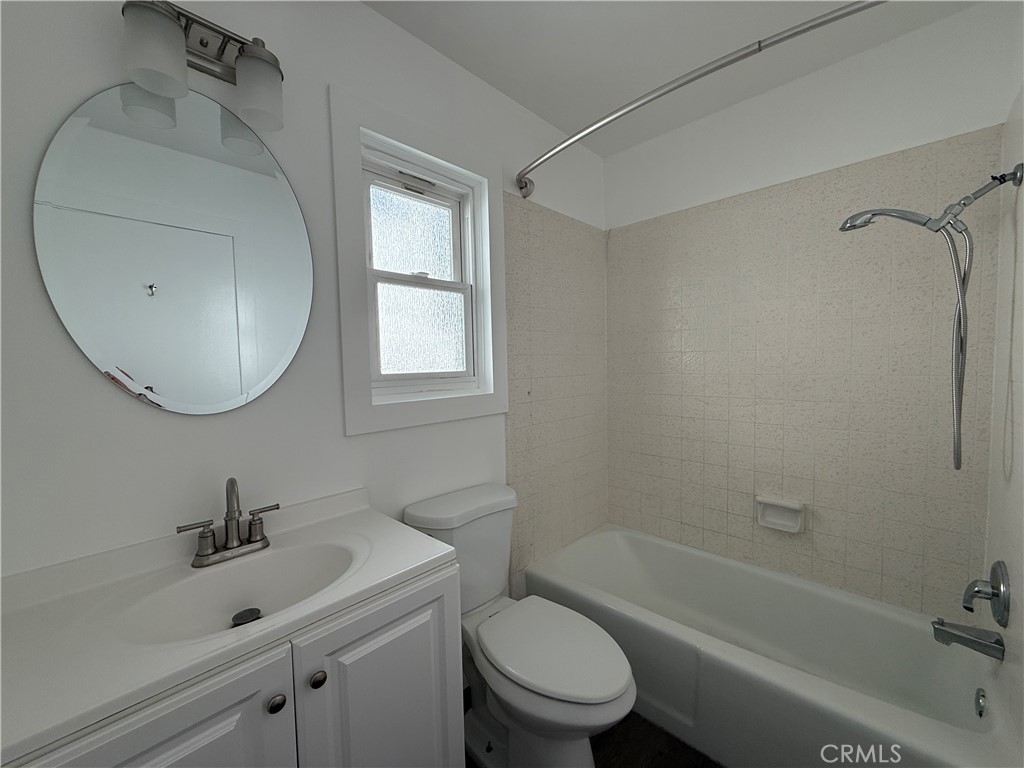 307 Anade Avenue