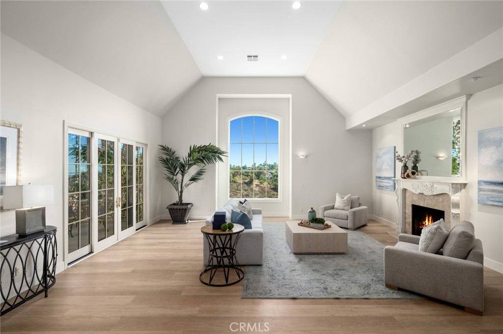 10302 Broadview Place