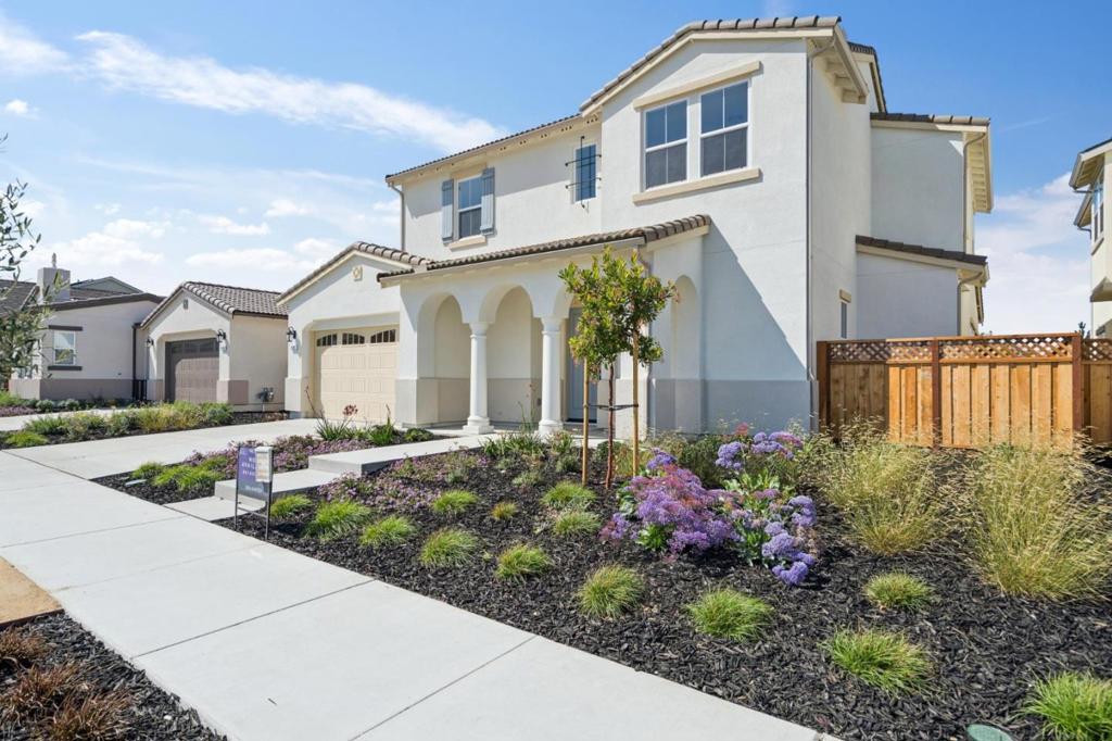 3091 Arroyo Drive