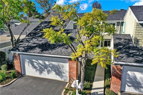 Photo of 25061 SILVERLEAF Ln, Laguna Hills, CA 92653 (MLS # OC26079359)