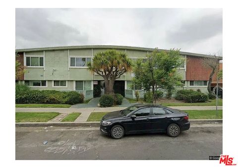 4911 August Street Los Angeles CA 90008