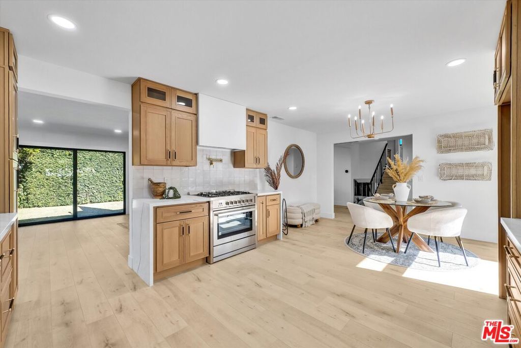 15515 La Moine Street