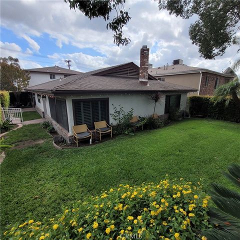 Photo of 303 S Kenneth Road, Burbank, CA 91501 (MLS # TR25239108)