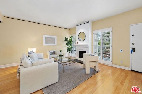 Tiny photo for 1220 Manning Avenue #7, Los Angeles, CA 90024 (MLS # 26643483)