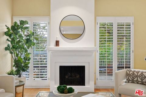 Tiny photo for 1220 Manning Avenue #7, Los Angeles, CA 90024 (MLS # 26643483)