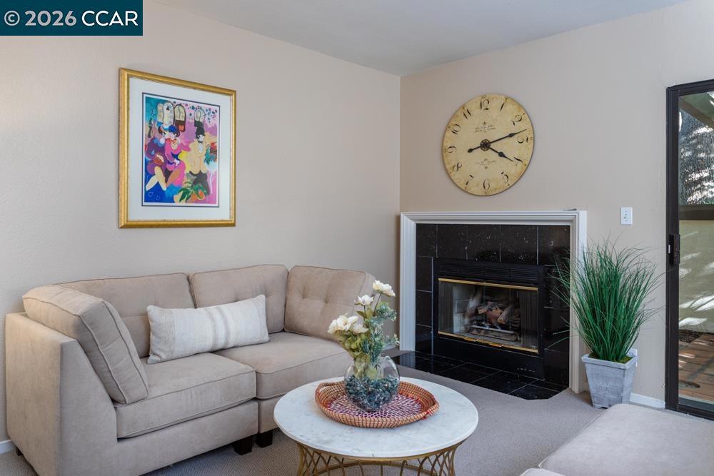 558 Churchill Downs Ct