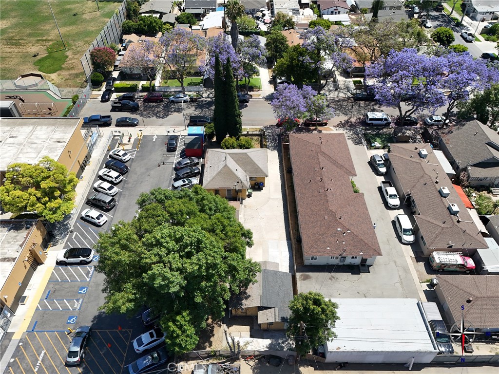 215 E Ash Avenue