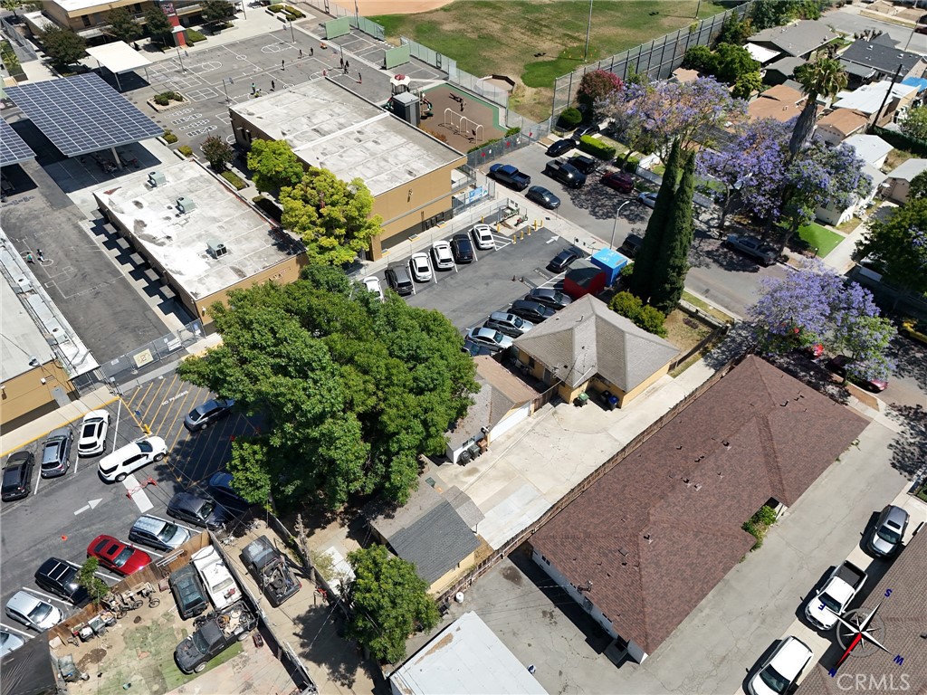 215 E Ash Avenue