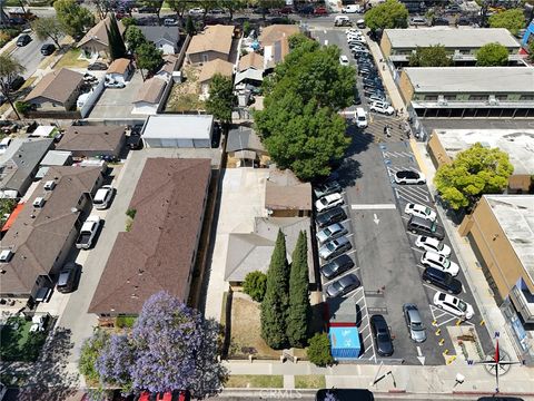 Photo of 215 E Ash AVE, Fullerton, CA 92832 (MLS # PW26104821)