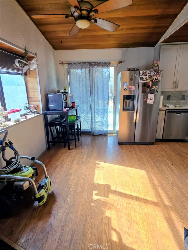 Big Bear City, California 92314, United States, 3 Bedrooms Bedrooms, ,2 BathroomsBathrooms,Residential,Active,247463