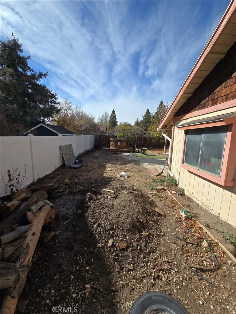 Big Bear City, California 92314, United States, 3 Bedrooms Bedrooms, ,2 BathroomsBathrooms,Residential,Active,247463