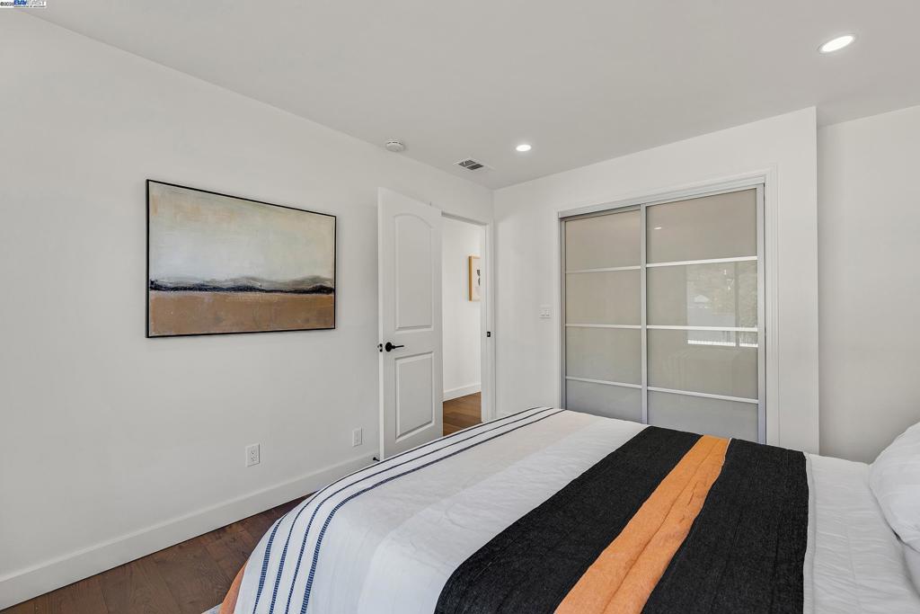 MIDTOWN TERRACE - Residential