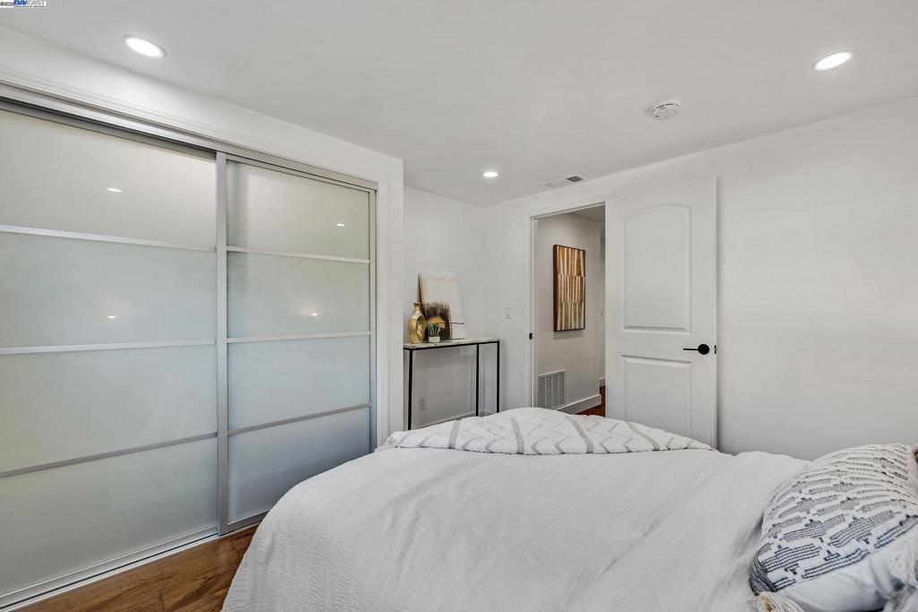 MIDTOWN TERRACE - Residential