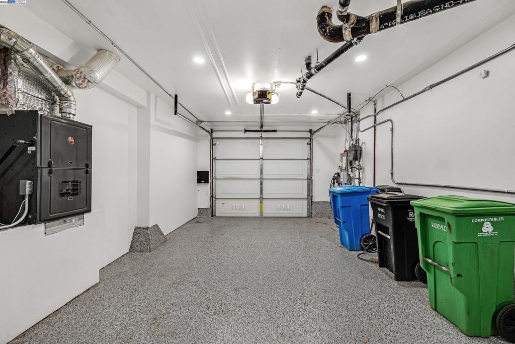 MIDTOWN TERRACE - Residential