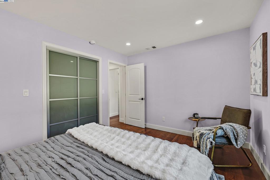 MIDTOWN TERRACE - Residential