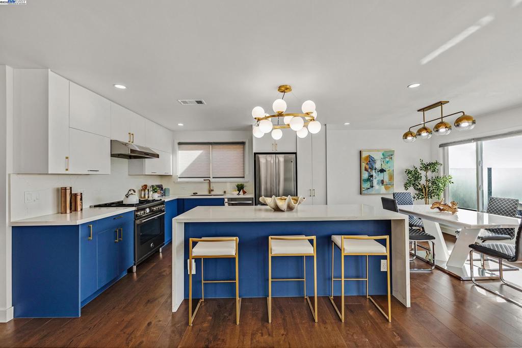 MIDTOWN TERRACE - Residential