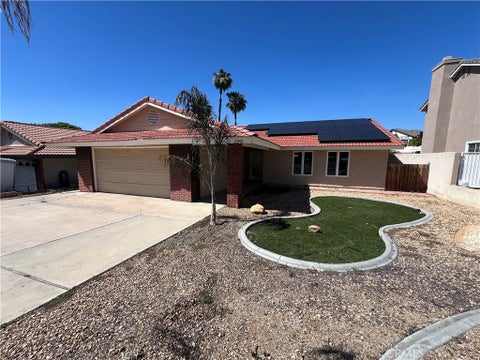Photo of 22910 Pheasant DR, Canyon Lake, CA 92587 (MLS # SW26224502)