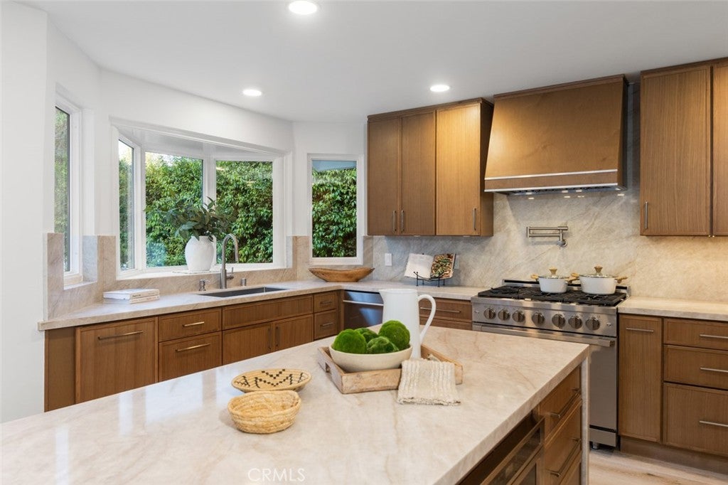 31226 Belford Drive, San Juan Capistrano CA 92675 - Photo 13