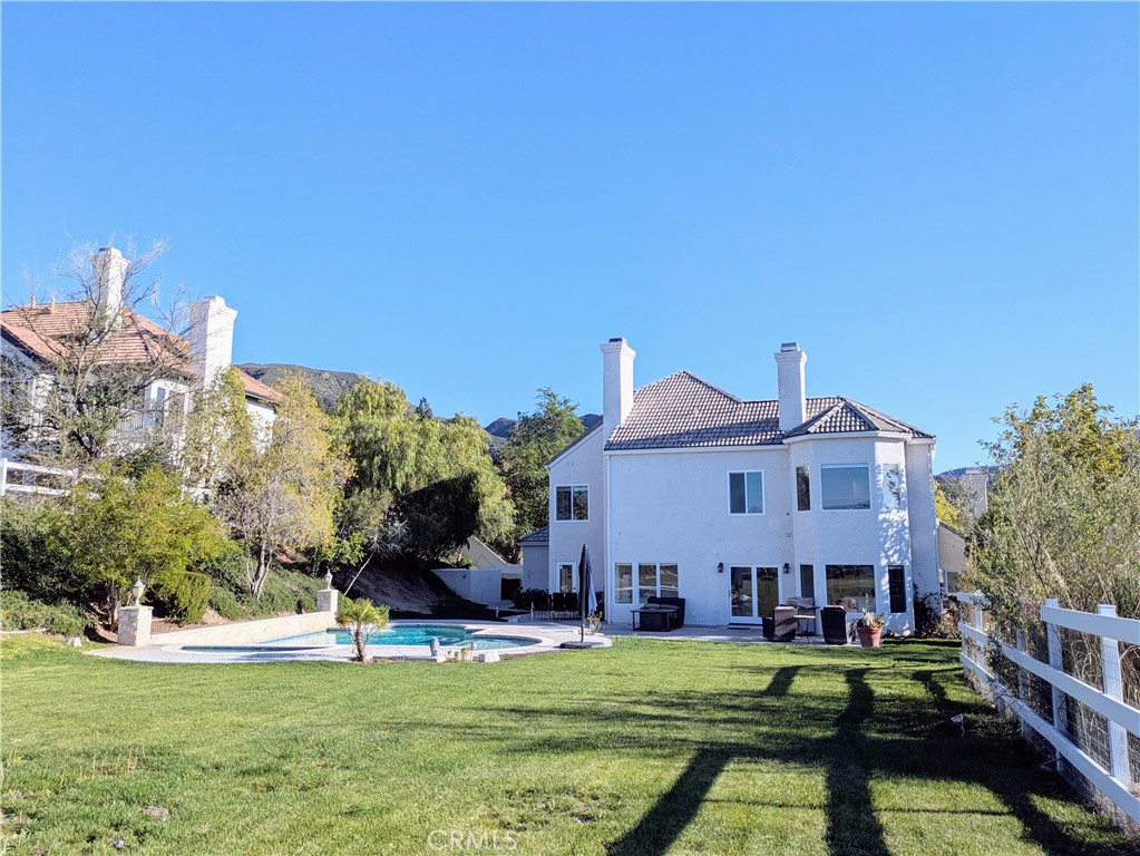 15435 Live Oak Springs Canyon