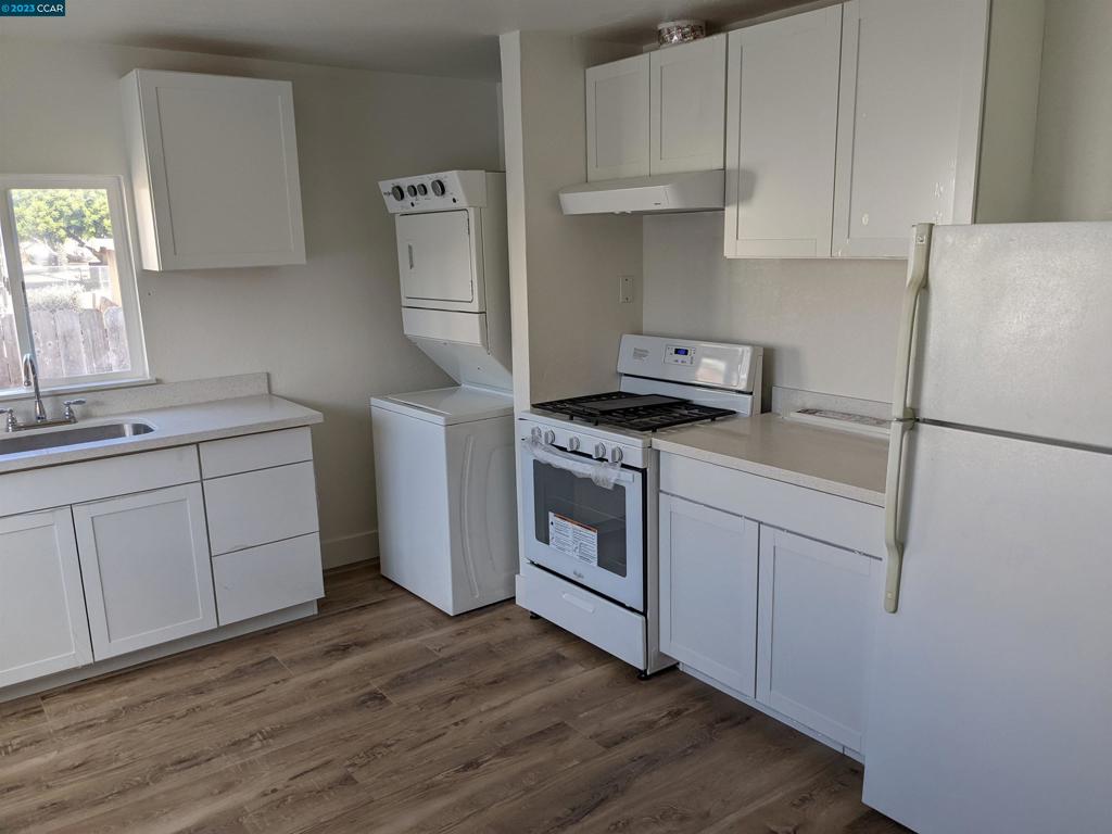 VALLEJOHES - Residential Lease