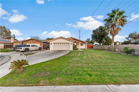 Photo of 6418 Ringsdale Court, Bakersfield, CA 93313 (MLS # SR25258100)