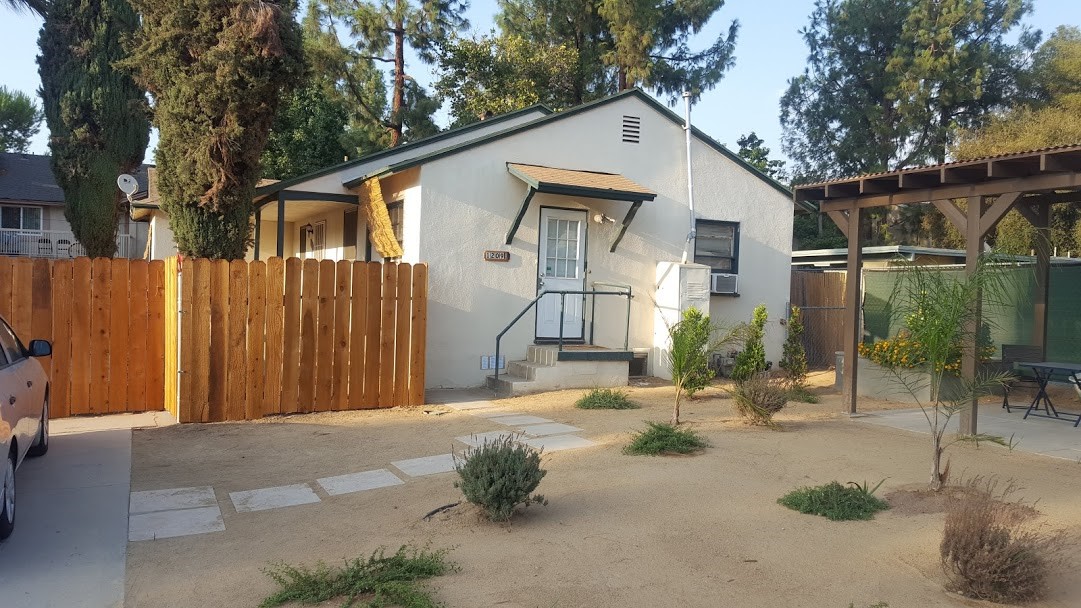 Properties 1209 1/2 East Central Avenue