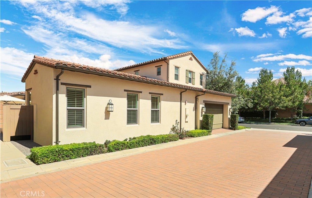 80 Meander, Irvine CA 92620
