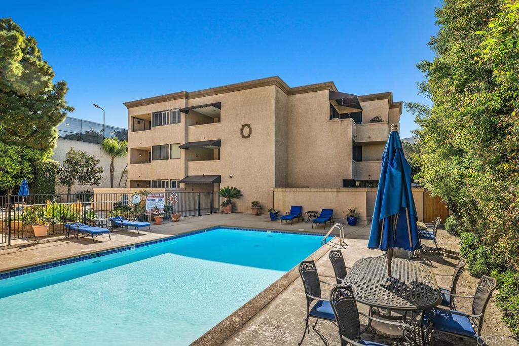 2420 Torrey Pines Road B202