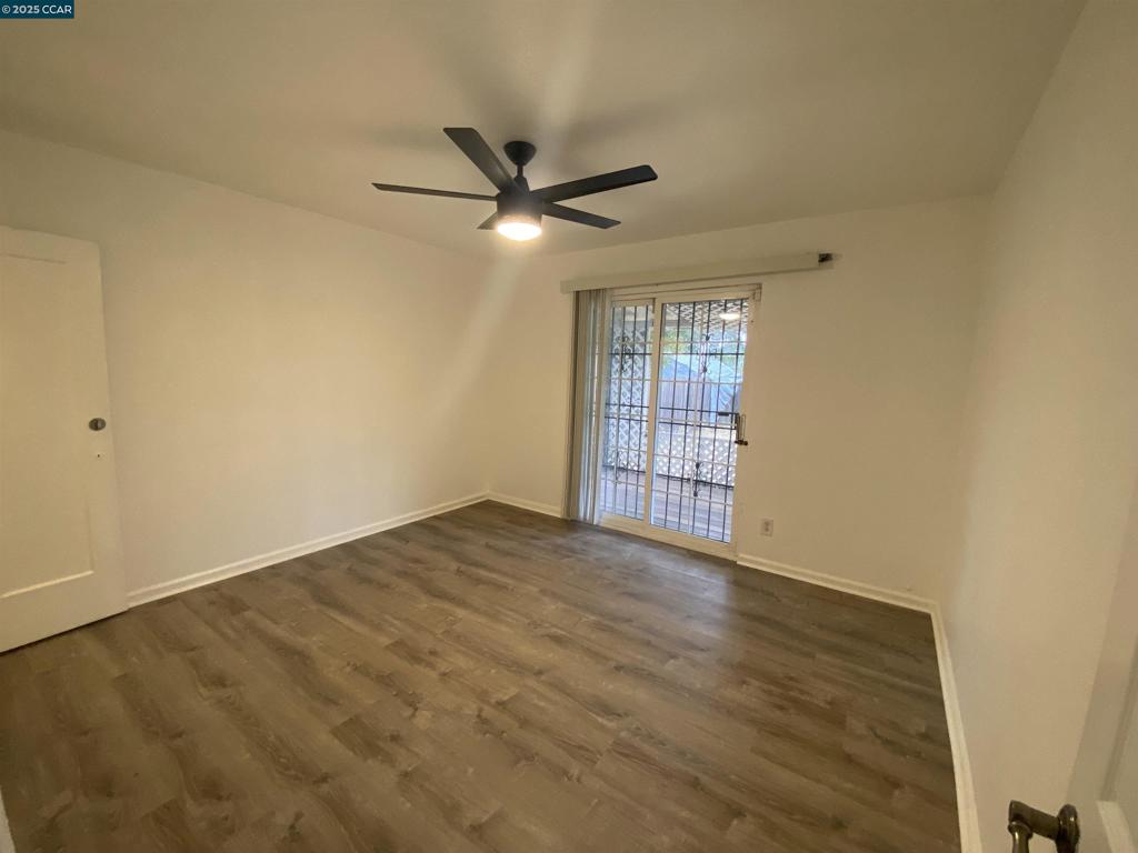 E OAKLAND - Residential Income