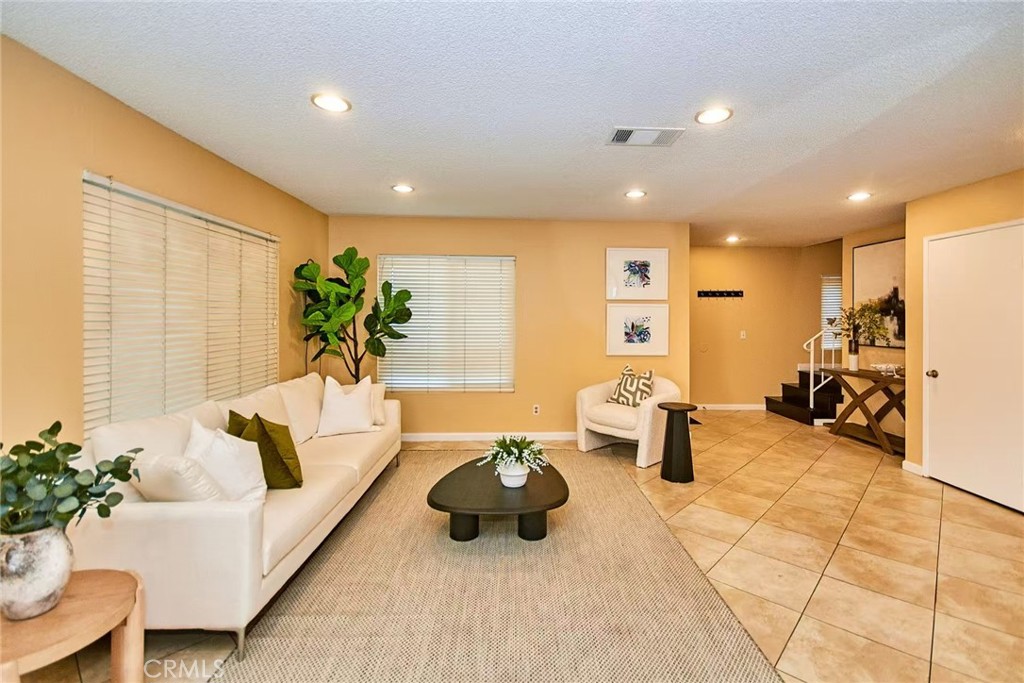 1116 Cleghorn Drive B