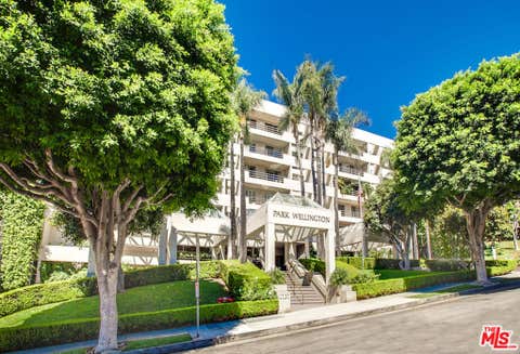 Photo of 1131 Alta Loma Road #602, West Hollywood, CA 90069 (MLS # 26875337)