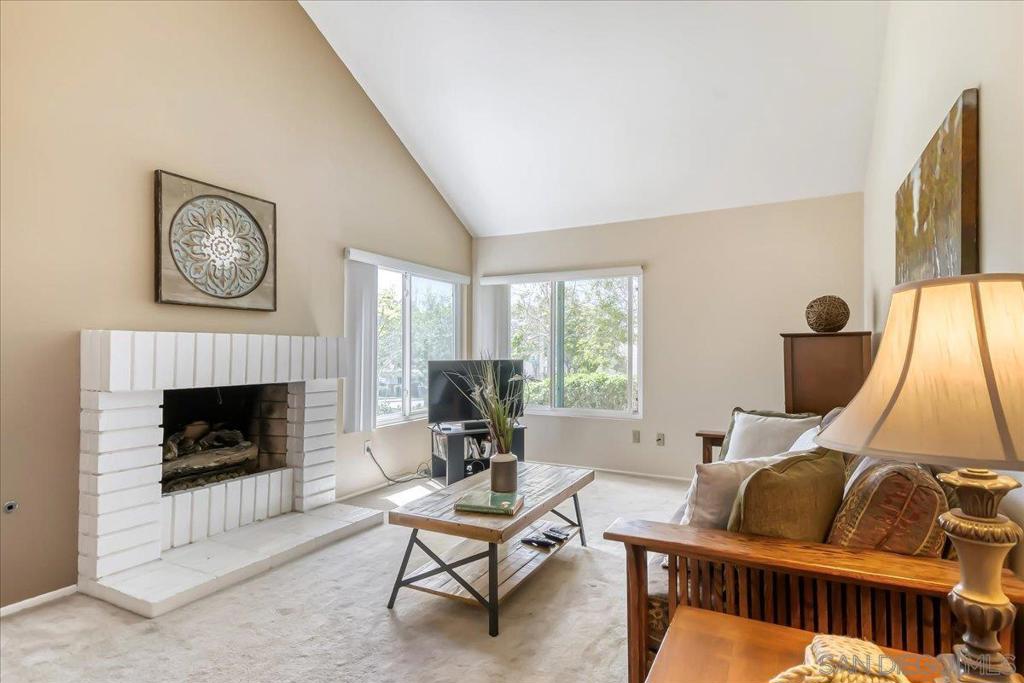 10706 Esmeraldas Dr.