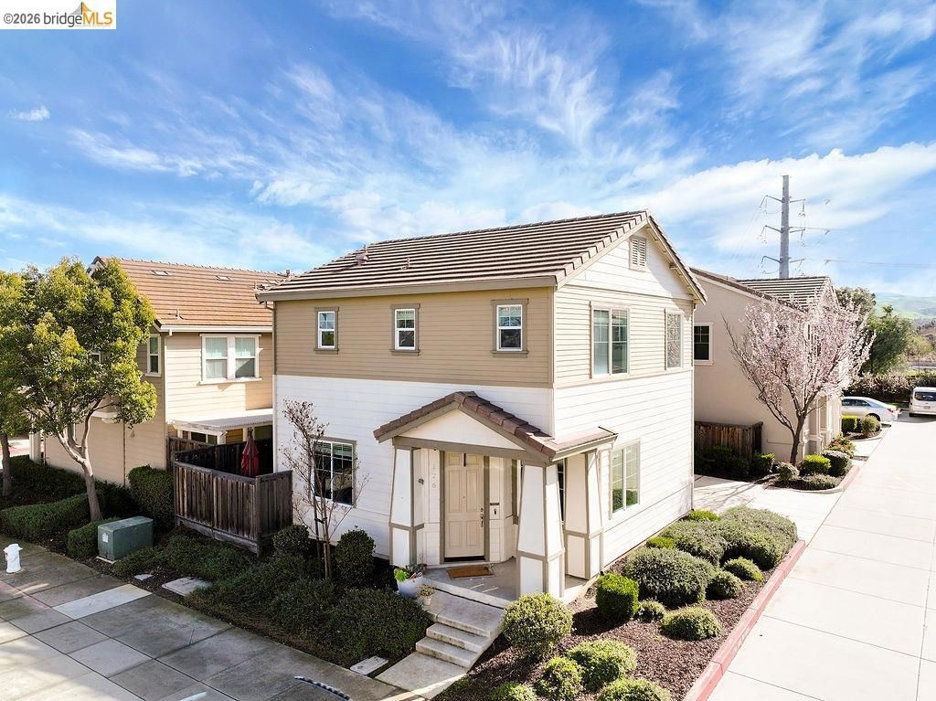 Photo of 126 126 Halsey Wy, Pittsburg, CA 94565 (MLS # 41124754)