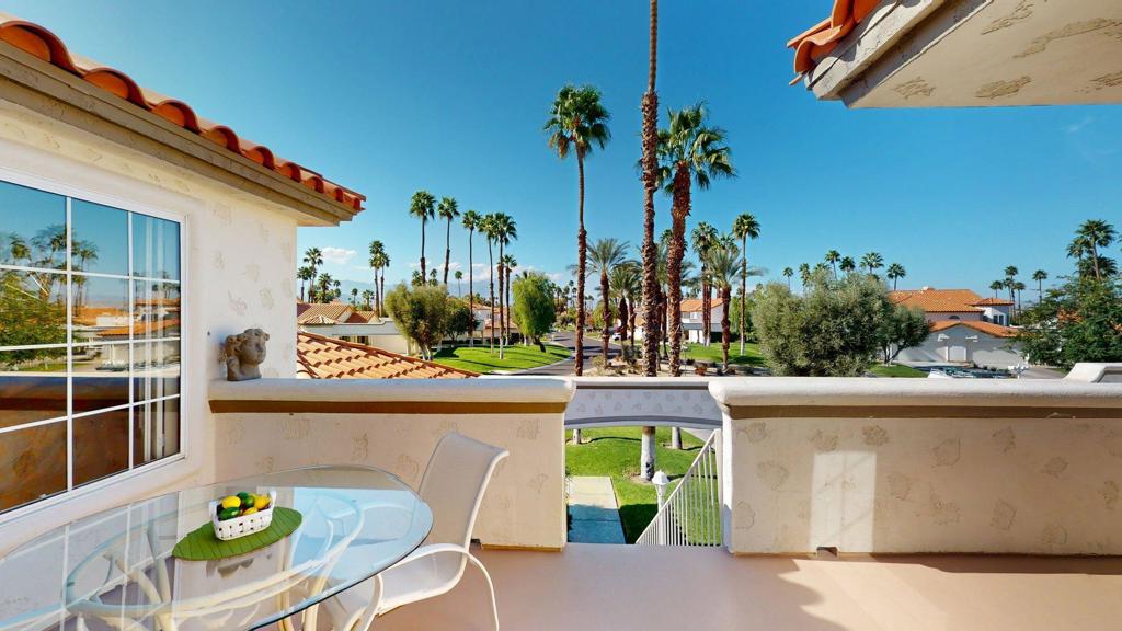 272 Vista Royale Circle E