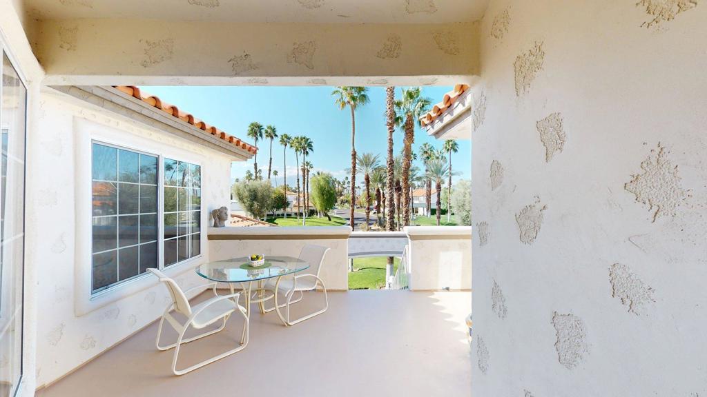 272 Vista Royale Circle E