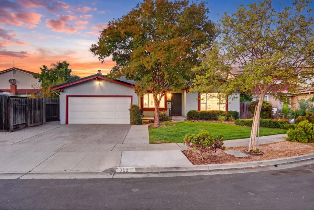 369 Grandin Court