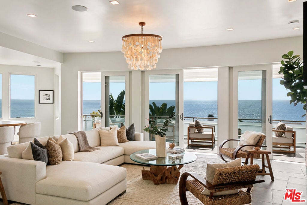 31558 Victoria Point Road, Malibu CA 90265