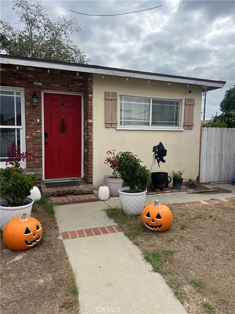 936 N Enid Azusa CA 91702