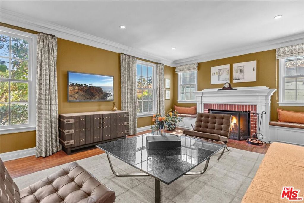 Properties 4 4331 Talofa Avenue