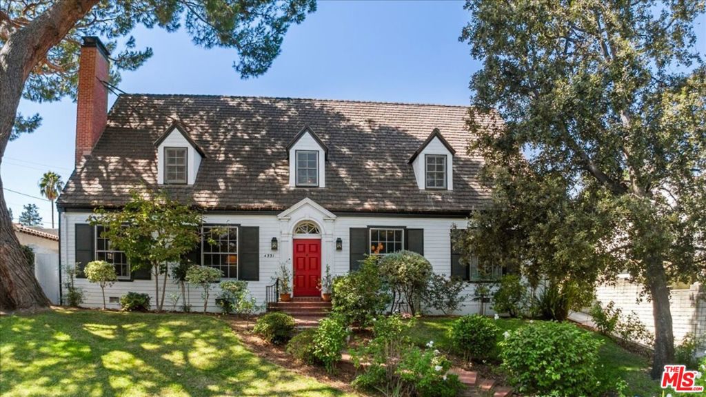 Properties 2 4331 Talofa Avenue