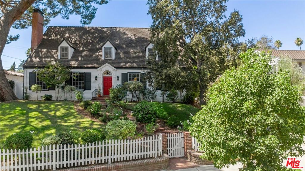 Properties 1 4331 Talofa Avenue