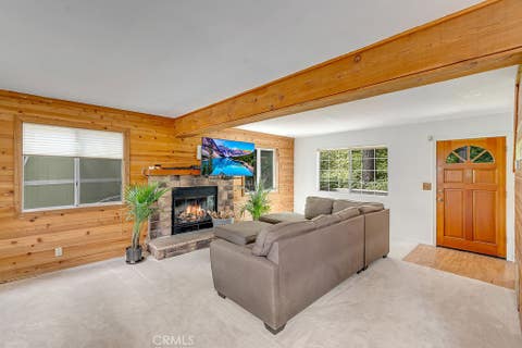 Photo of 318 Old Toll Road, Lake Arrowhead, CA 92352 (MLS # OC26116655)