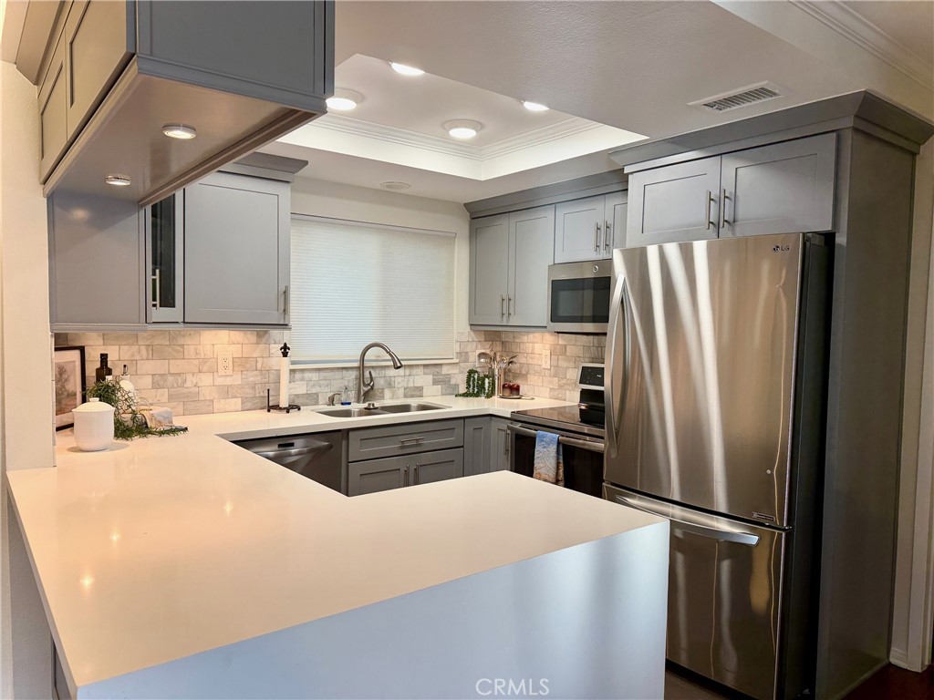 2405 1-H 1-H Via Mariposa 1-H