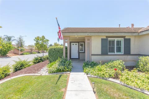 Tiny photo for 25617 Mesa Edge Court, Menifee, CA 92585 (MLS # SW26103899)